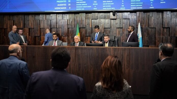 34d905b7-a180-31d4-8427-9a5dfe00bade