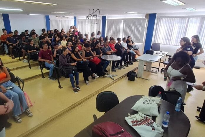 Pré vestibular social Cecierj