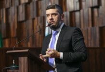 Rodrigo Bacellar volta a cobrar endurecimento das leis contra criminosos e pede união após megaoperação no Rio