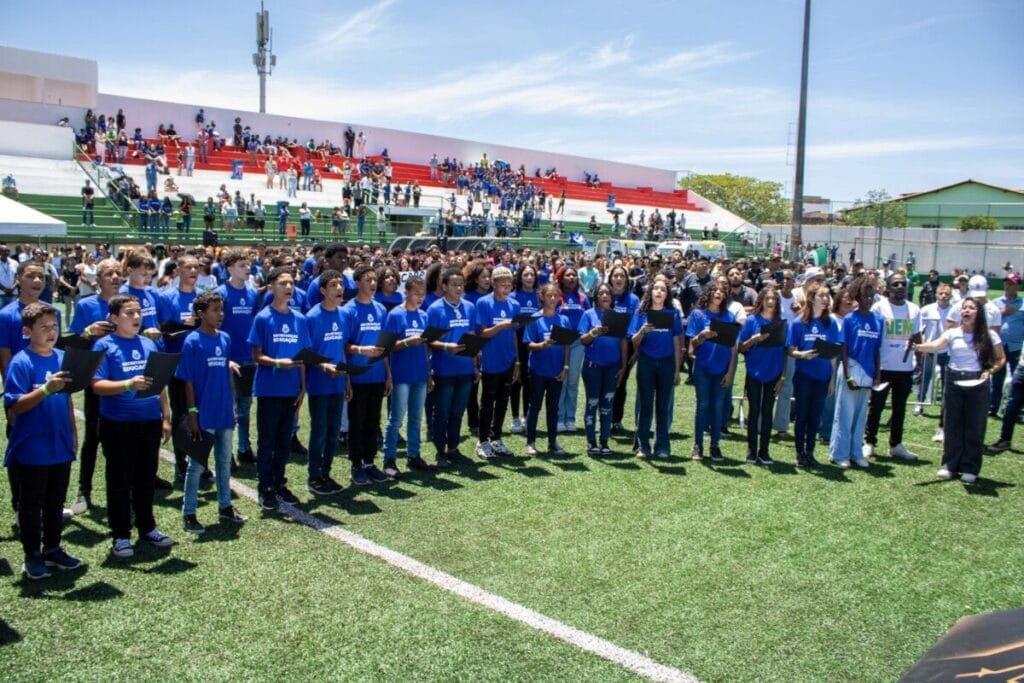 Alunos de 13 escolas participaram do evento .