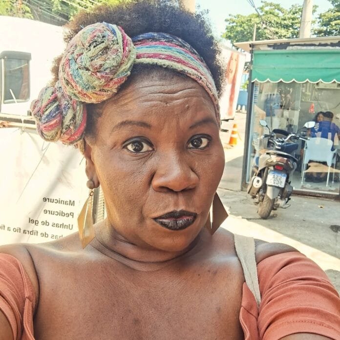 Espetáculo Querida Mamãe