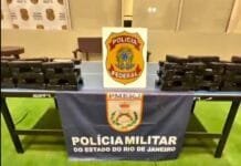 PM apreende 51 kg de maconha e prende casal na BR-101, em Macaé