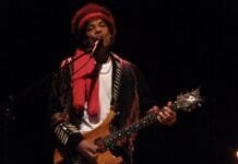 Rio das Ostras Jazz & Blues Festival 2026 terá atrações inéditas e shows internacionais gratuitos Stanley Jordan 🎸Virtuosismo, inovação e muita história no palco do Rio das Ostras Jazz & Blues Festival.