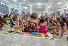 Biblioteca Viva leva cultura e diversão às férias em Rio das Ostras A iniciativa busca incentivar o hábito da leitura, estimular a criatividade e proporcionar momentos de convivência entre crianças. Fotos: Divulgação/ Secom