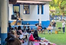Projeto “Manhãs com Henriqueta” divulga calendário em Glicério Participantes reunidos durante uma edição do projeto Manhãs com Henriqueta na Biblioteca Pública Municipal Henriqueta Marotti, em Glicério.