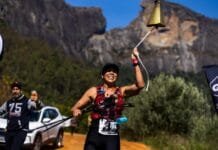 Atleta de Macaé conquista medalha em corrida de montanha de 12 horas Atleta Lorena Souza durante participação em corrida de montanha de 12 horas em São Bento do Sapucaí, São Paulo.
