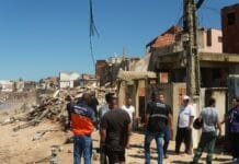 Ressaca reforça alerta sobre erosão e risco na Fronteira, em Macaé A força do mar e os impactos da erosão costeira fazem parte de uma realidade que há anos preocupa moradores da Fronteira. Foto: Edie Lameu