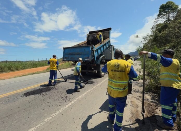 Recapeamento da RJ-162 começa em Rio Dourado Trecho Rio Dourado, sentido Rio das Ostras . Foto: Divulgação DER