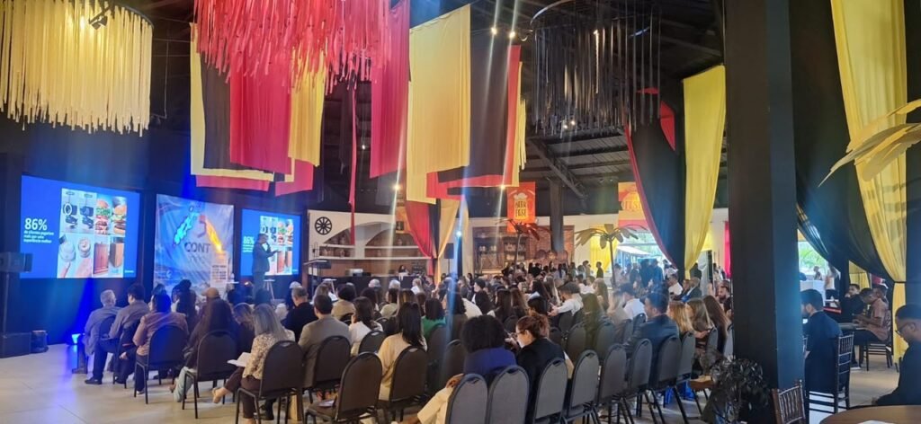 O evento reuniu contadores de Rio das Ostras e de outros municípios .