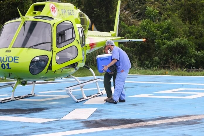 A operação durou cerca de 50 minutos, da captação à chegada do órgão à unidade de saúde.