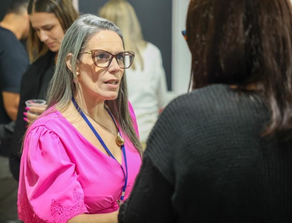 Mariana Cinquini, conselheira tutelar da Região II de Casimiro de Abreu, destacou a importância da capacitação e do trabalho integrado.