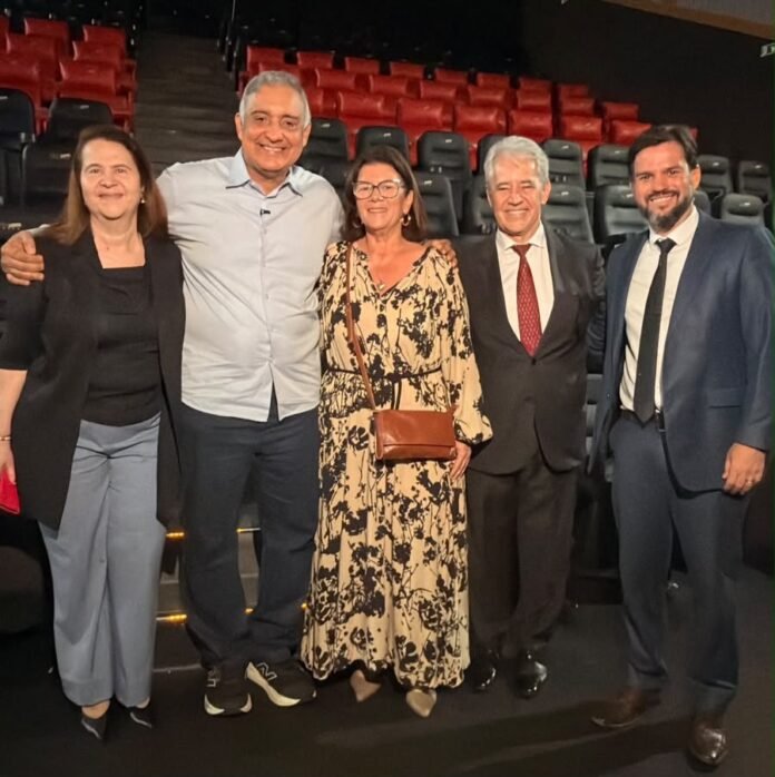 Justiça e Cidadania nas Escolas chega a Rio das Ostras Representantes do Executivo e do Judiciário durante a oitava edição do programa Justiça e Cidadania nas Escolas, em Rio das Ostras.